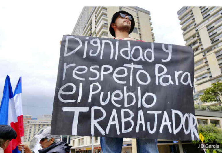 Screenshot 2025-06-23 at 15-59-11 INSURRECCION_1005-WEB.pdf