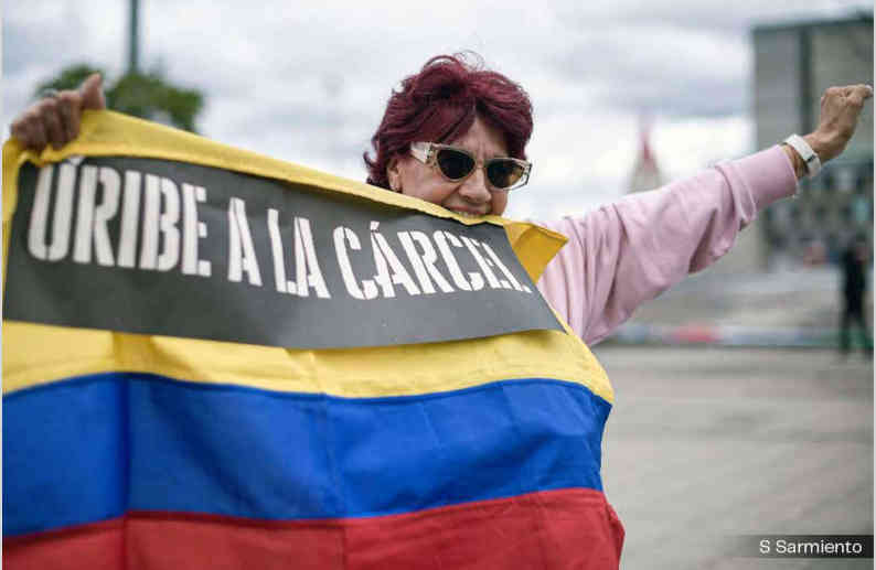 Screenshot 2025-08-04 at 15-52-27 INSURRECCION_1011-WEB.pdf
