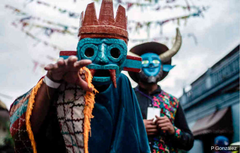 Screenshot 2025-11-19 at 01-01-00 INSURRECCION_1026-WEB.pdf