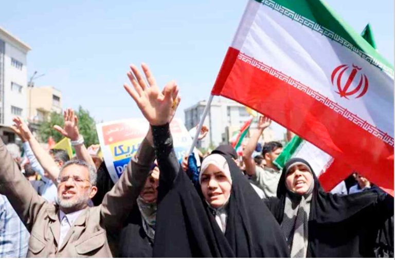 Screenshot 2026-03-11 at 00-15-18 INSURRECCION_1042-WEB.pdf