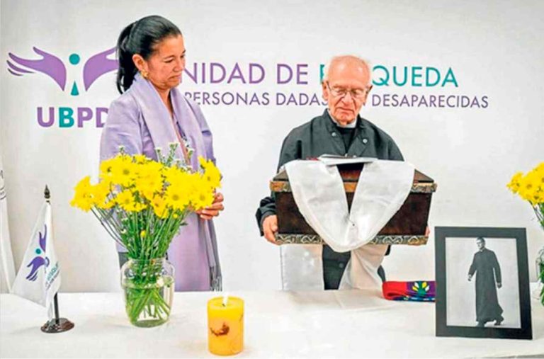 Screenshot 2026-03-11 at 00-28-39 INSURRECCION_1042-WEB.pdf