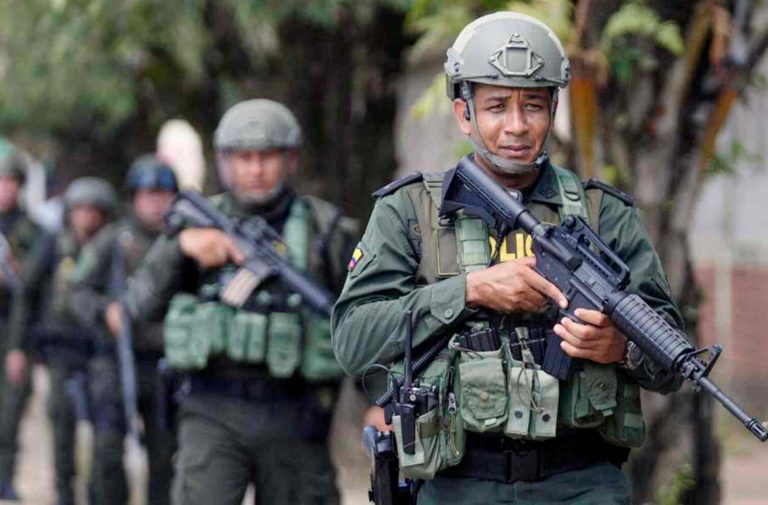 Screenshot 2026-03-16 at 14-18-24 INSURRECCION_1043-WEB.pdf